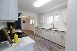 56 First Avenue Ne, Teulon, MB R0C3B0 Photo 12