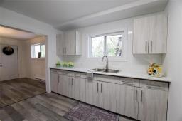 56 First Avenue Ne, Teulon, MB R0C3B0 Photo 13