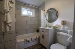 56 First Avenue Ne, Teulon, MB R0C3B0 Photo 25
