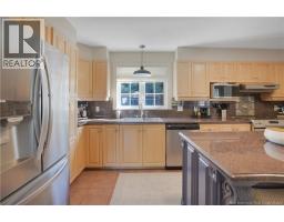 Dining room - 152 Wiggins Drive, Fredericton, NB E3A5N7 Photo 9