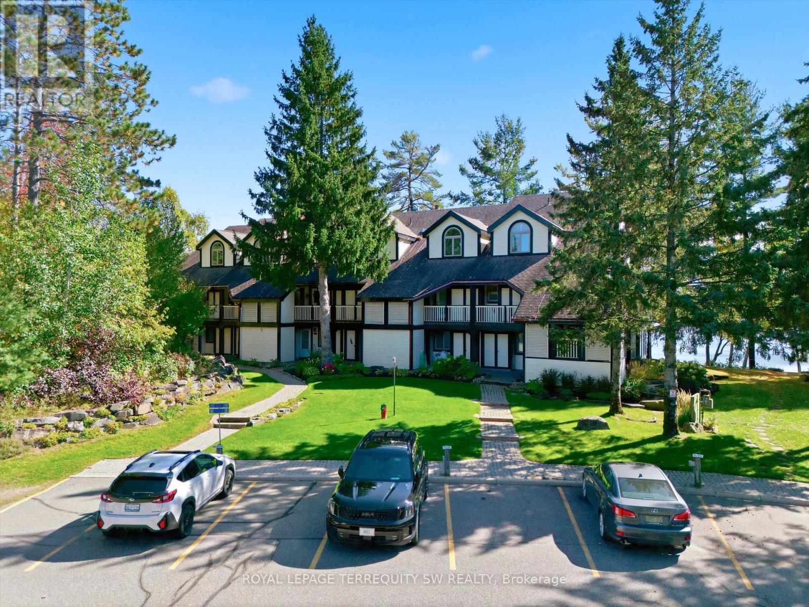 #210 10 COVESIDE DRIVE - 46