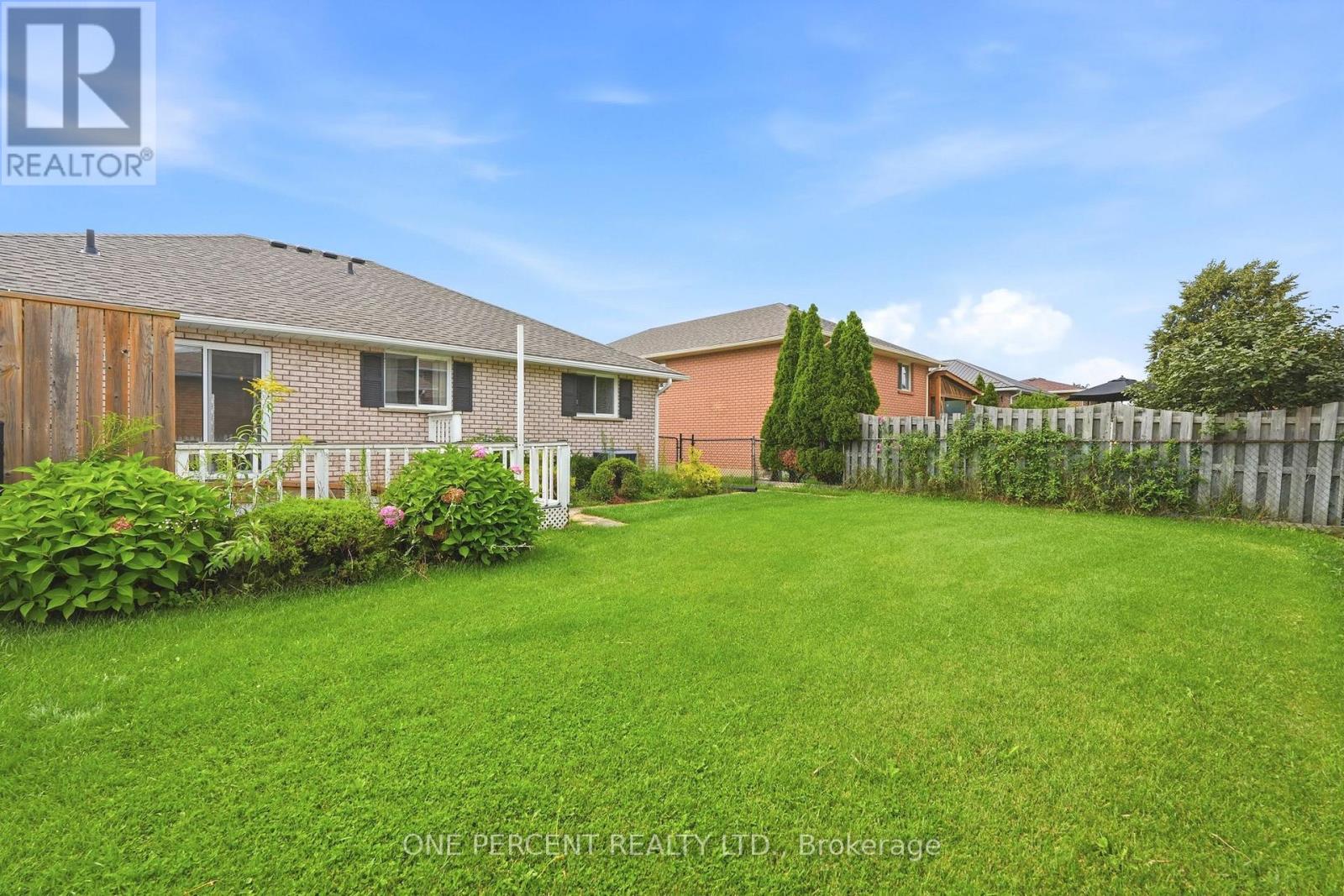 9 COUNTRY CLUB ROAD - 27