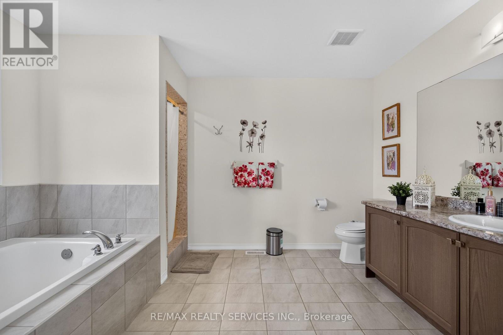 10 MUNRO CIRCLE - 20