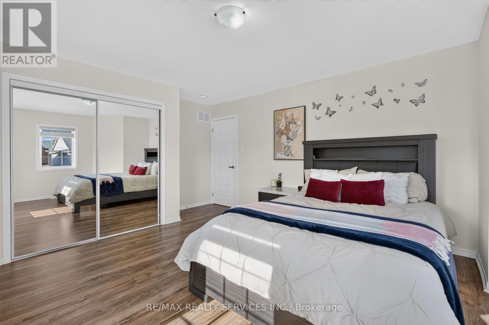 10 MUNRO CIRCLE - 29