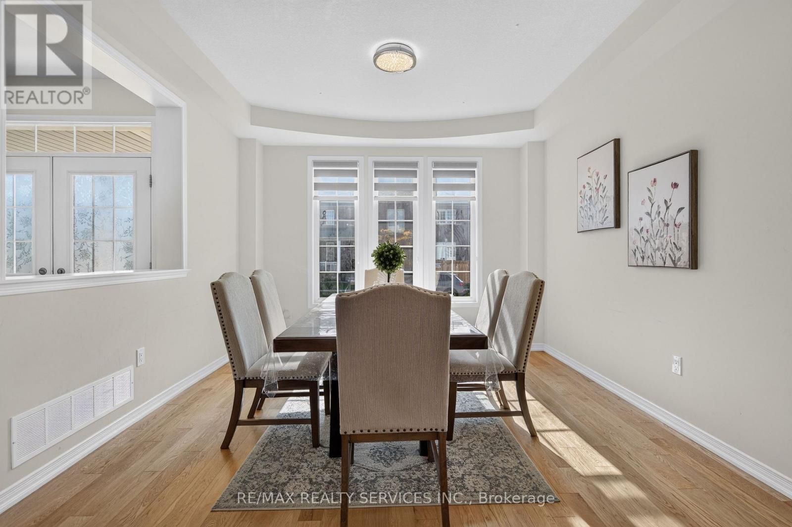 10 MUNRO CIRCLE - 6