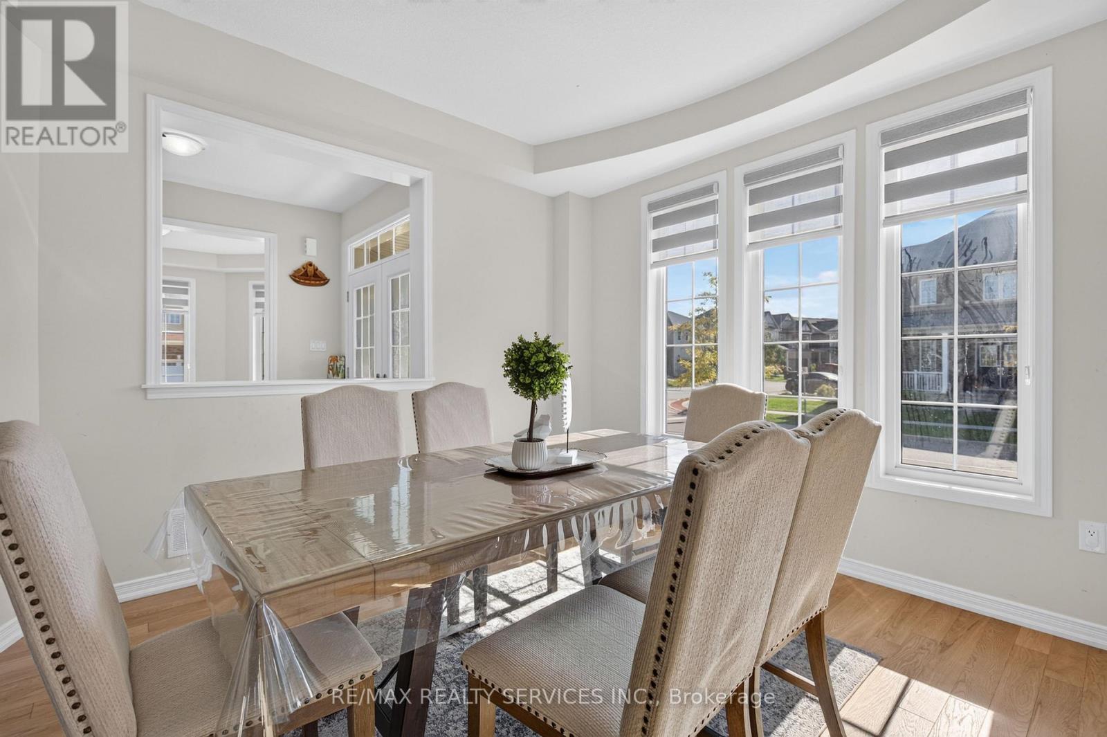10 Munro Circle, Brantford, ON photo 7