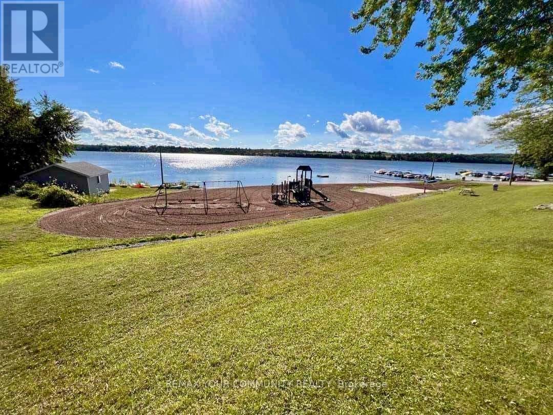 #7 TENTH ST 920 SKYLINE ROAD - 11
