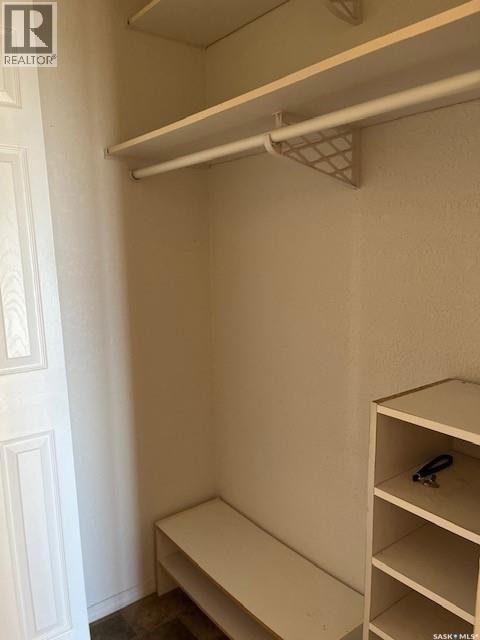 #102 305 1st AVENUE - 23