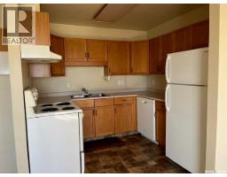 102 305 1st Avenue, Caronport, SK S0H0S0 Photo 14
