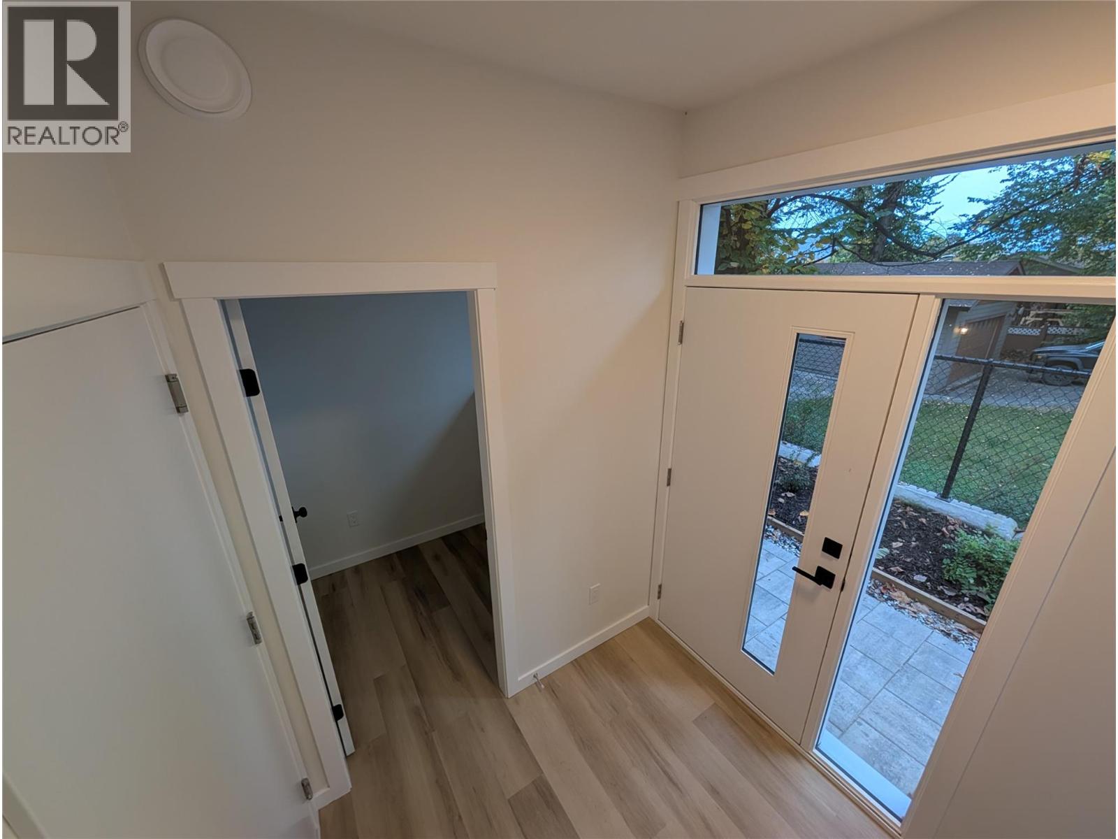 3602 Pleasant Valley Road Unit# 1, Vernon - Image 1