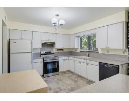 4611 203a Street, Langley, BC V3A5W2 Photo 12