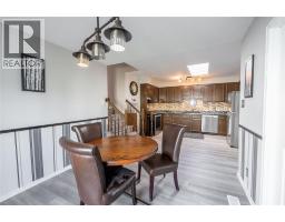Living room - 1279 Thistledown Avenue, Sarnia, ON N7S5A8 Photo 11