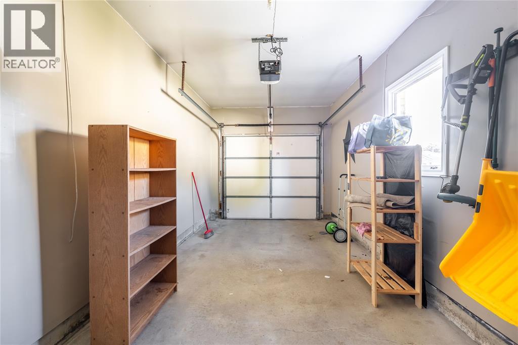 1279 THISTLEDOWN AVENUE - 26