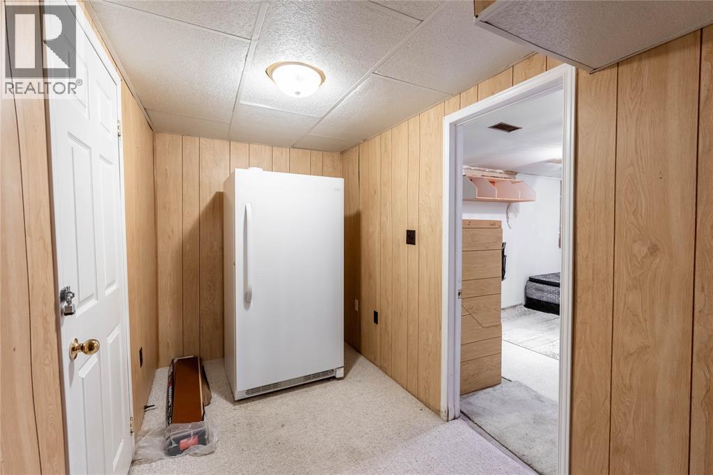 1279 THISTLEDOWN AVENUE - 24