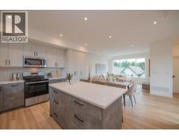 Foyer - 3602 Pleasant Valley Road Unit# 6, Vernon, BC V1T4L6 Photo 11
