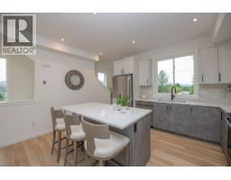 Living room - 3602 Pleasant Valley Road Unit# 6, Vernon, BC V1T4L6 Photo 8