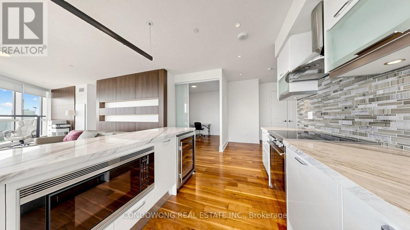 #7507 388 YONGE STREET - 15