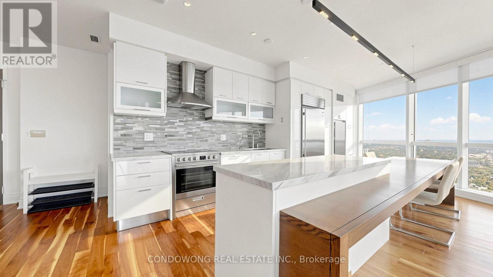 #7507 388 YONGE STREET - 9