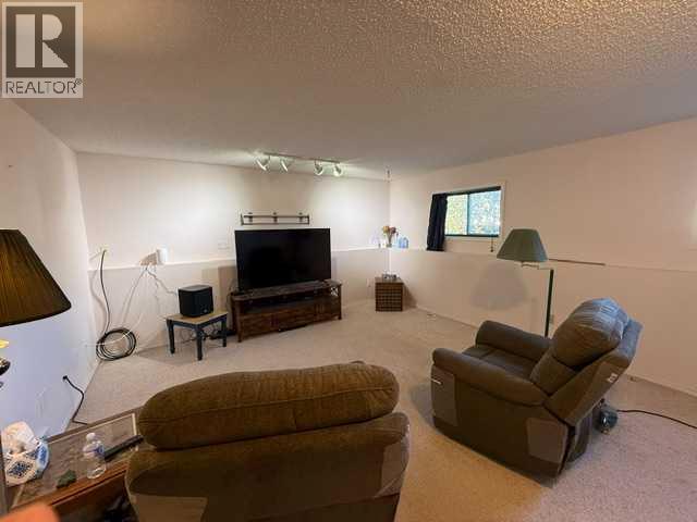 10802 105 Street - Image 23