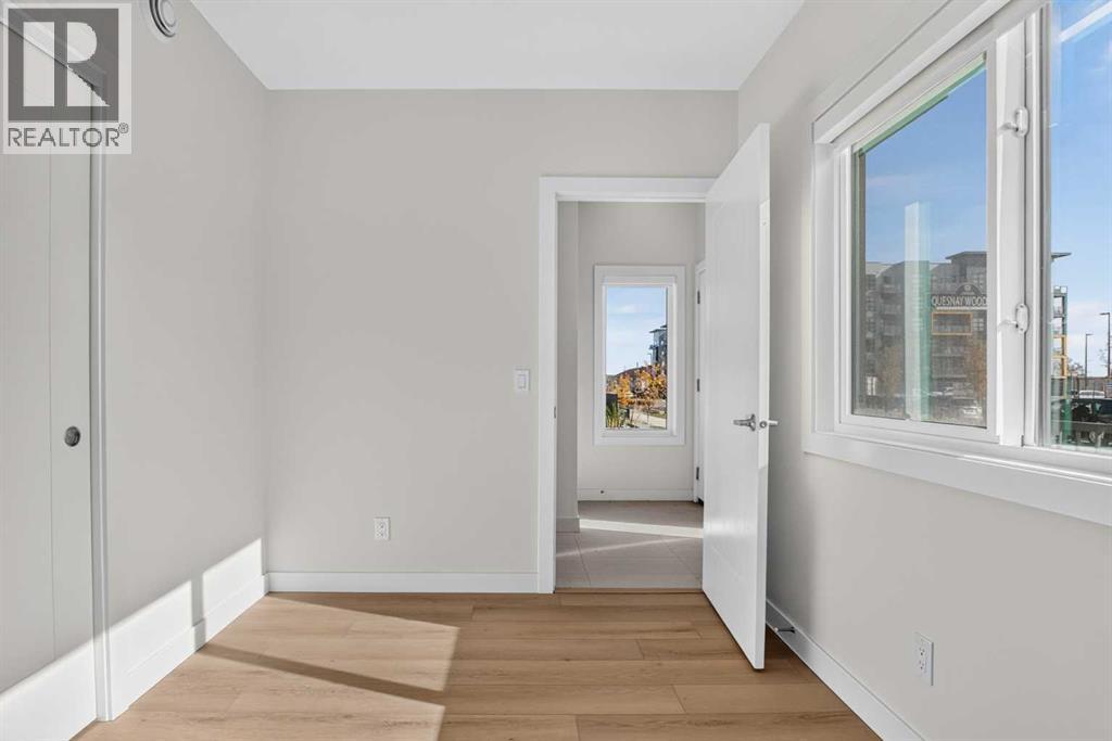 267 Dieppe Drive SW - Image 7