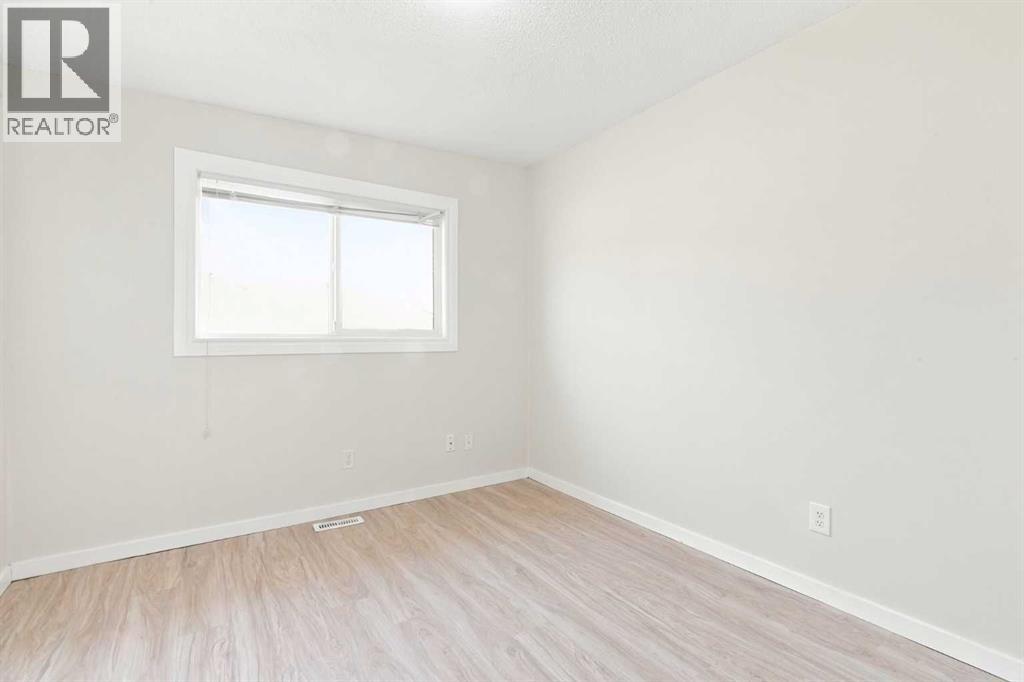 203 Penbrooke Close SE - Image 14