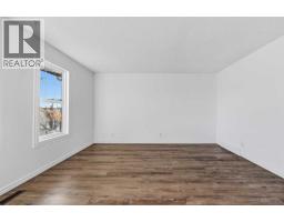 120 Whitefield Drive Ne, Calgary, AB T1Y5X2 Photo 13
