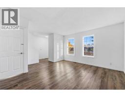 120 Whitefield Drive Ne, Calgary, AB T1Y5X2 Photo 15