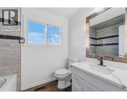 120 Whitefield Drive Ne, Calgary, AB T1Y5X2 Photo 28