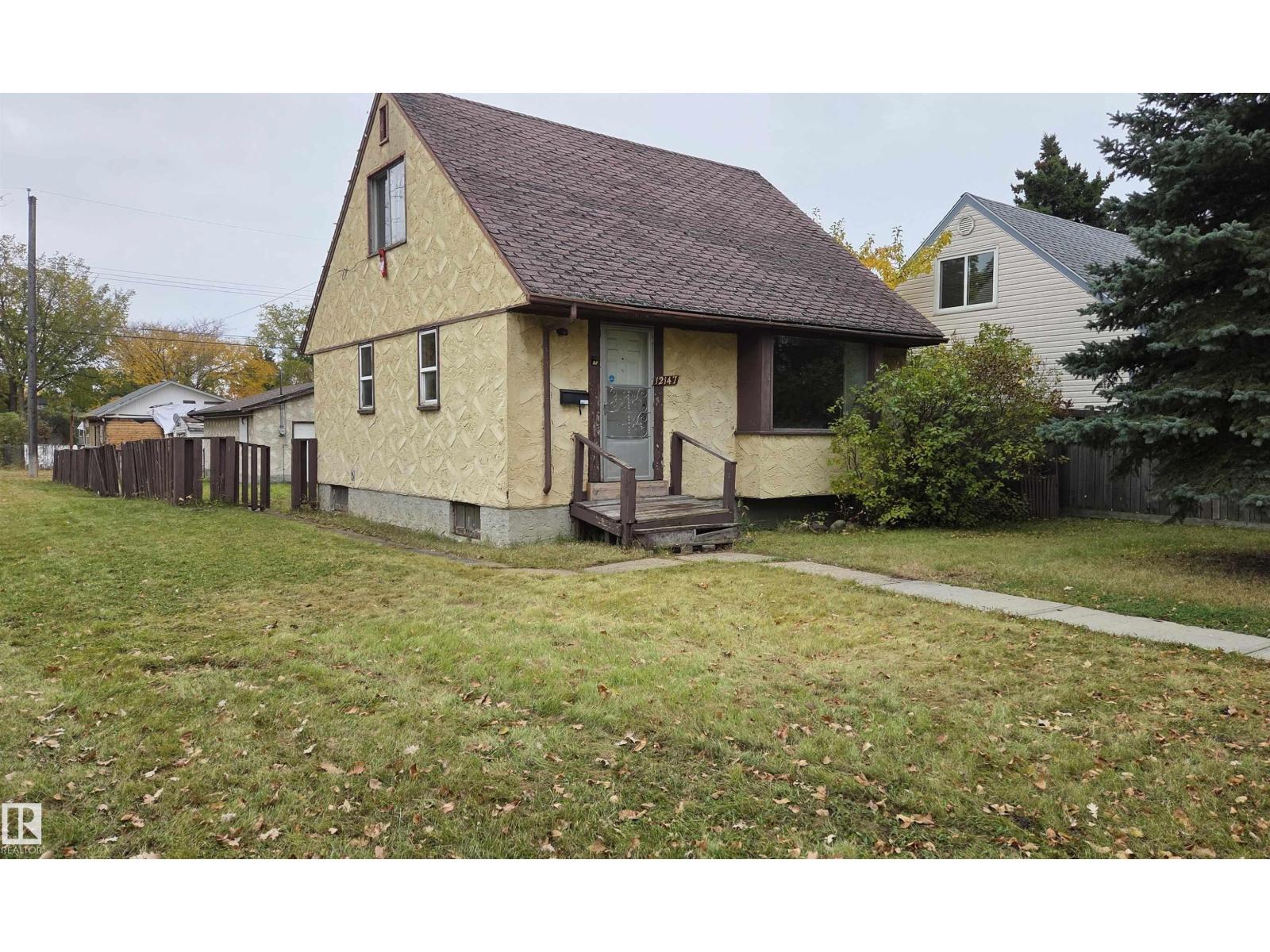 Photo of 12147 126 ST NW, Edmonton