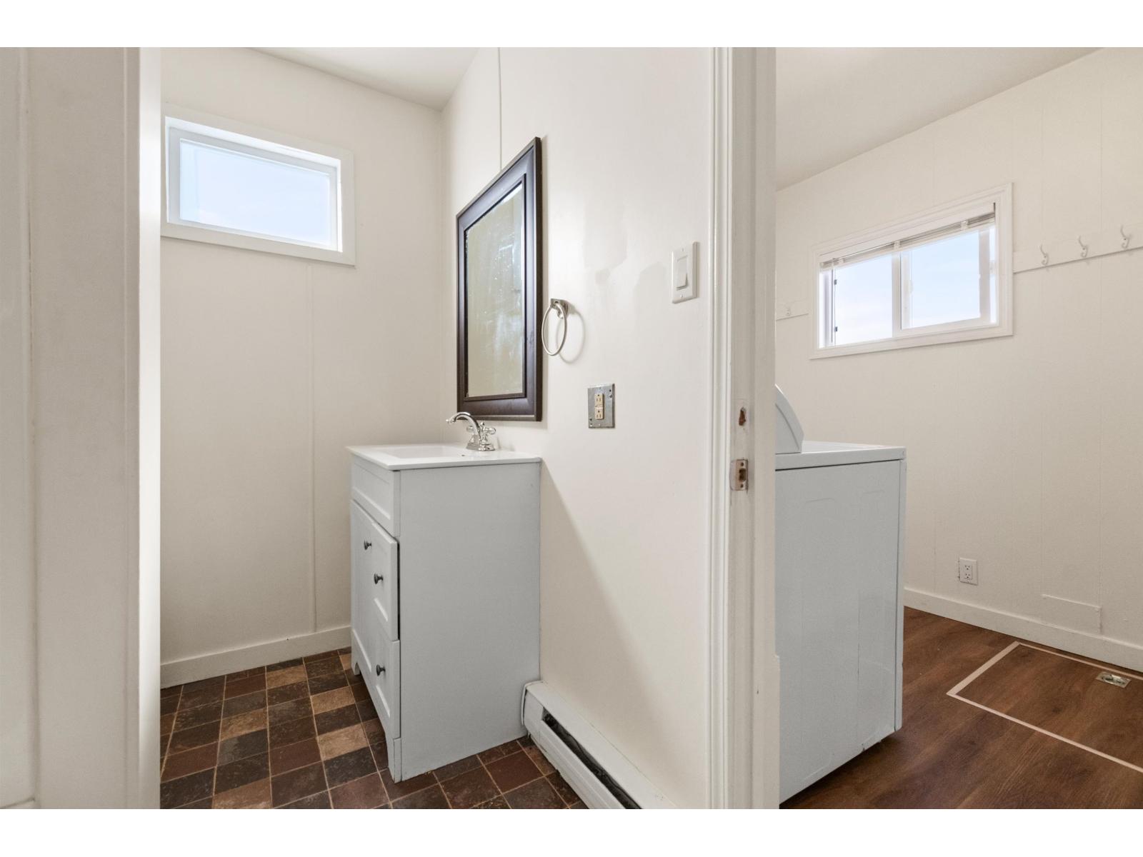 Photo of 45874 TRETHEWEY AVENUE, Chilliwack Proper South 21