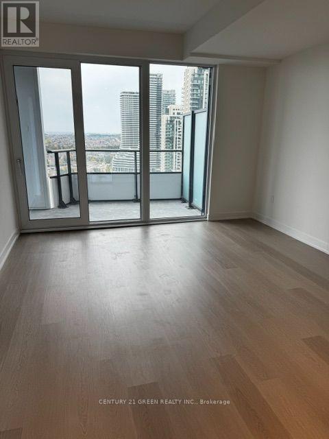 448 Burnhamthorpe Road — photo 31