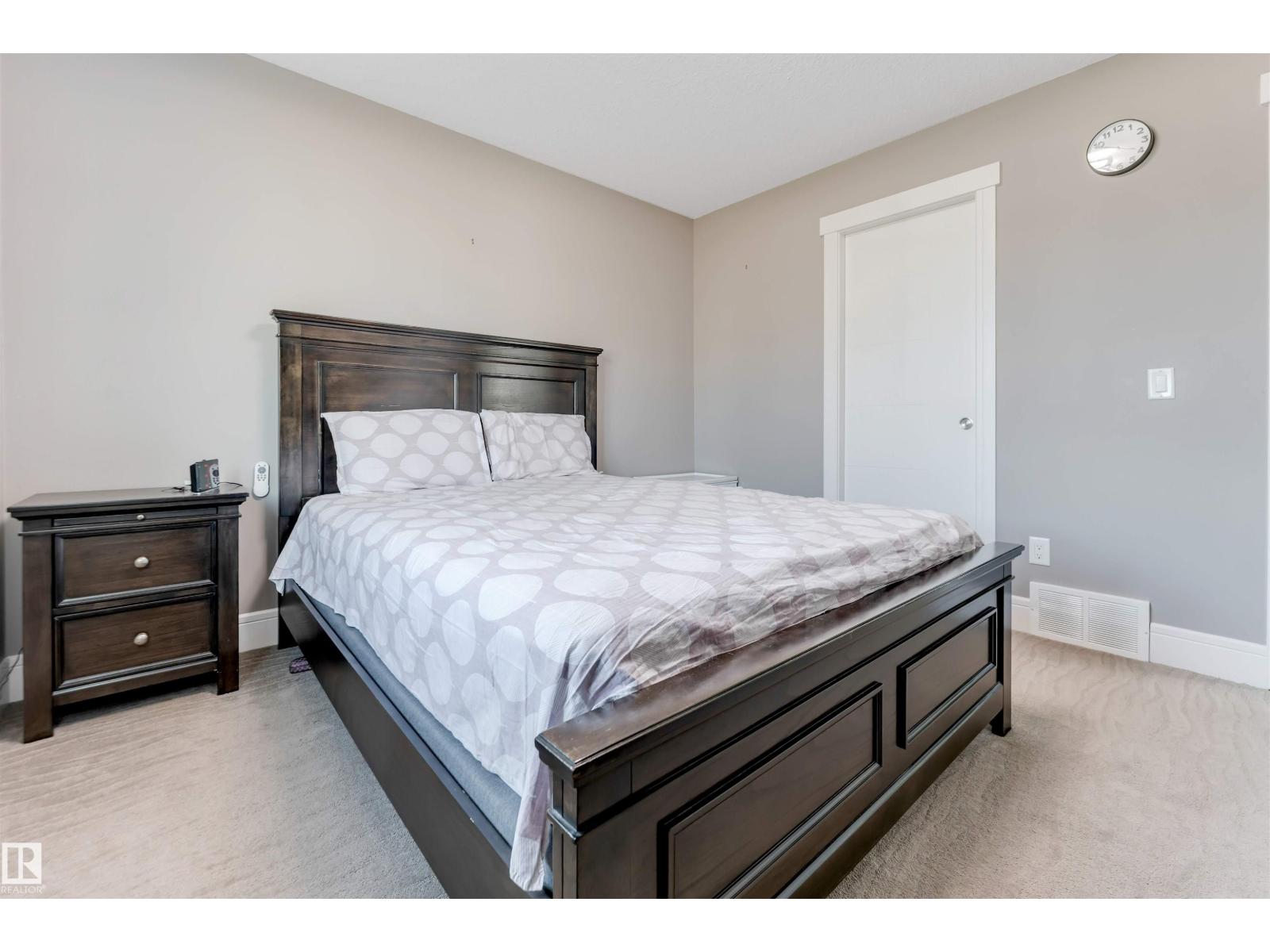 707 40 AV NW - 42