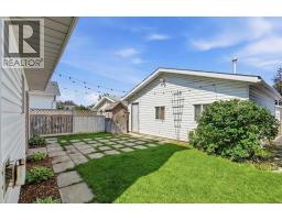 271 Erin Meadow Close SE - photo 2