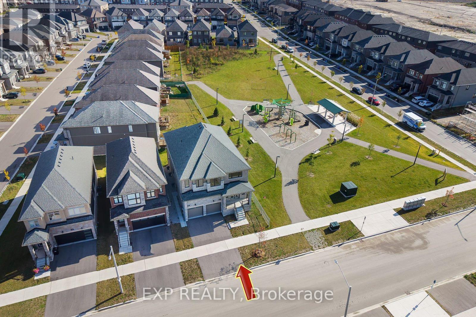 40 Lally Terrace, Barrie, ON photo 2