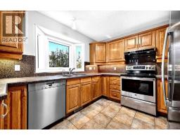 26 Evergreen Terrace SW - photo 12