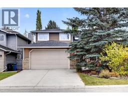 26 Evergreen Terrace SW - photo 2