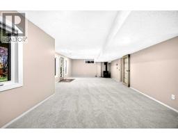 26 Evergreen Terrace SW - photo 39
