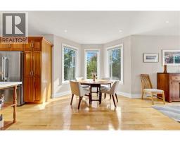 4pc Bathroom - 118 Foxridge Drive, Ancaster, ON L9G5B9 Photo 11