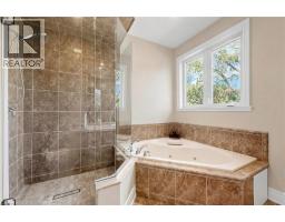 Great room - 118 Foxridge Drive, Ancaster, ON L9G5B9 Photo 16