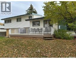 503 9th Street Ne, Weyburn, SK S4H1G2 Photo 36