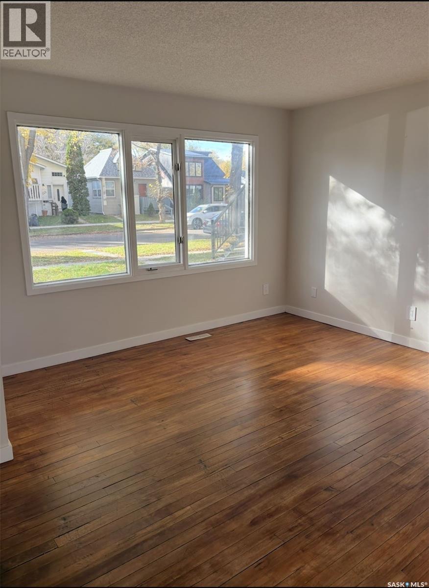 1216 K AVENUE S, Saskatoon — photo 3