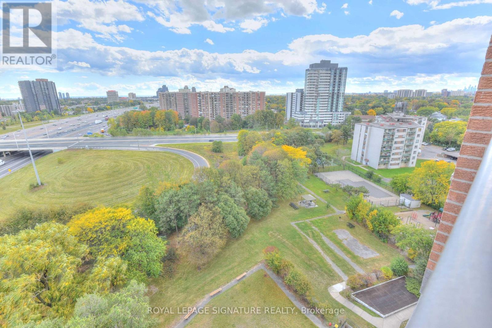 1507- 627 The West Mall, Toronto, ON photo 28