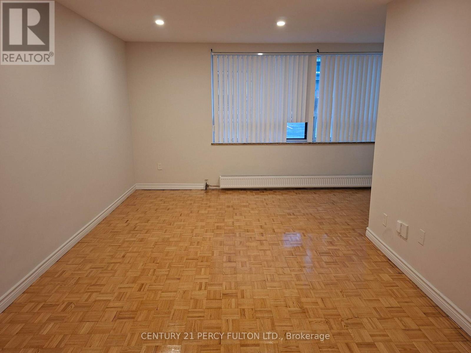 Photo of 2202 Weston Road