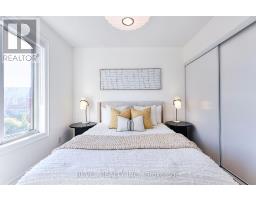 399 Perth Avenue, Toronto, ON M6P3Y5 Photo 10