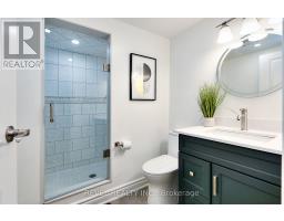 399 Perth Avenue, Toronto, ON M6P3Y5 Photo 18