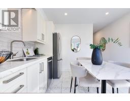 399 Perth Avenue, Toronto, ON M6P3Y5 Photo 7