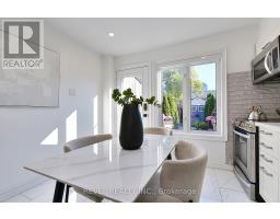 399 Perth Avenue, Toronto, ON M6P3Y5 Photo 8