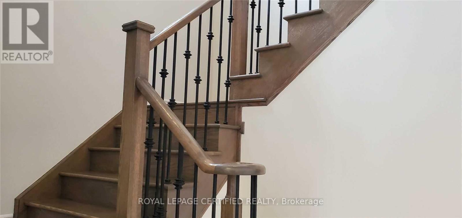 21 Munro Circle, Brantford, ON photo 20