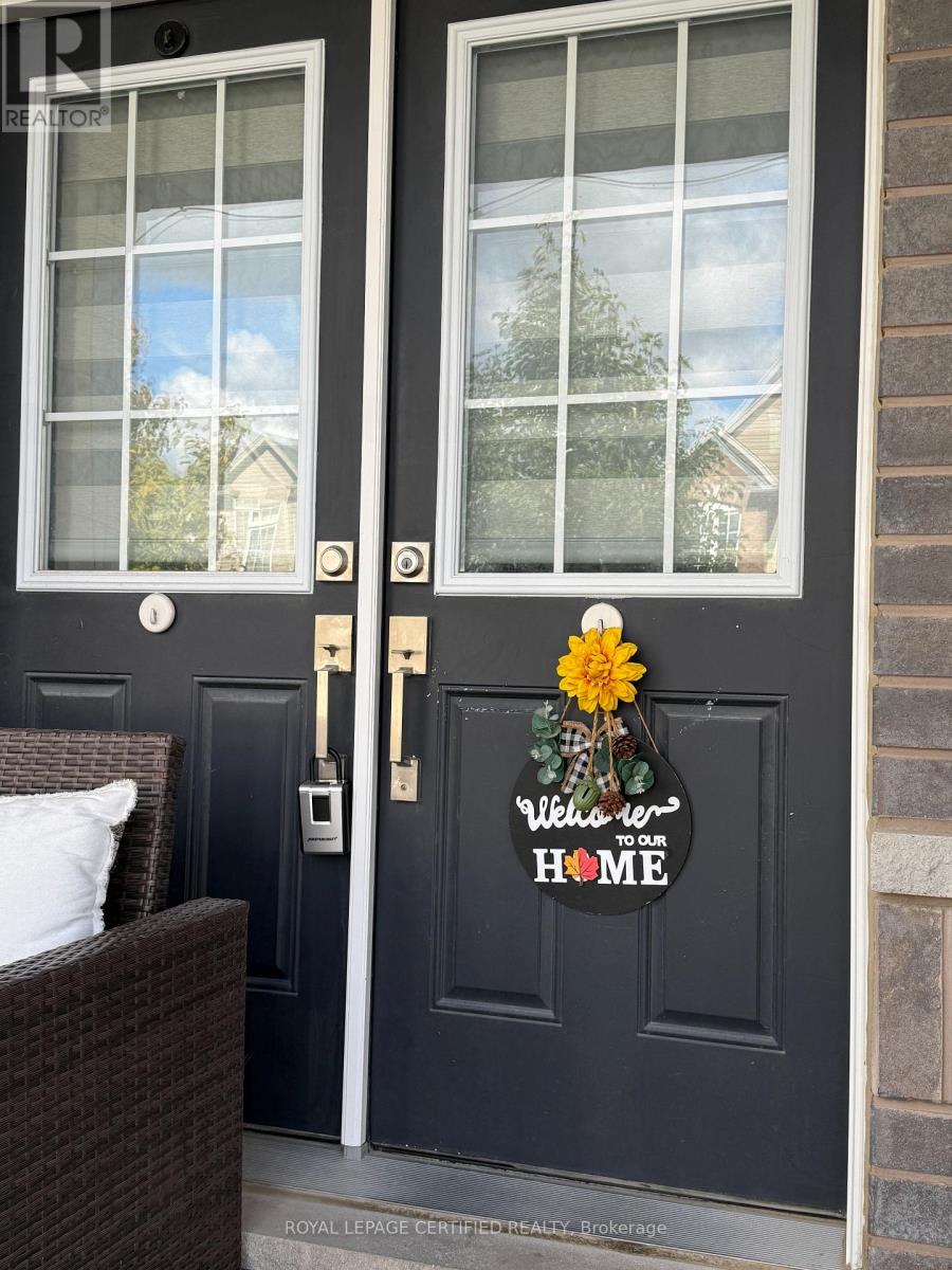 21 MUNRO CIRCLE - 24