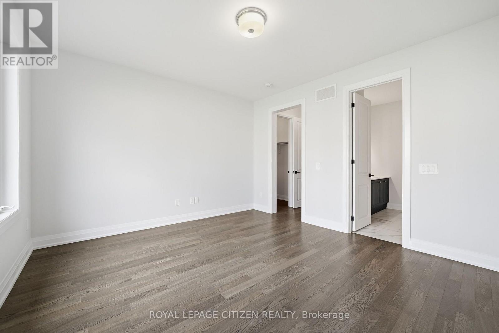18 MCKAY AVENUE - Image 33